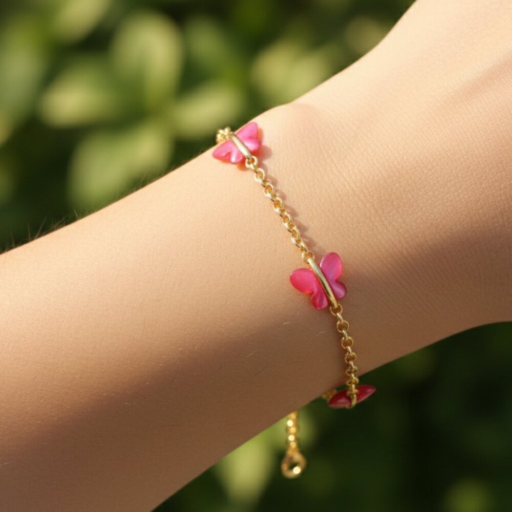 "Trendy Handmade Bracelet – A Stylish Gift for Women & Girls, MAR091221